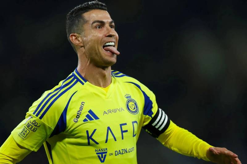 Cristiano Ronaldo – Huyền thoại không ngừng kiếm tiền